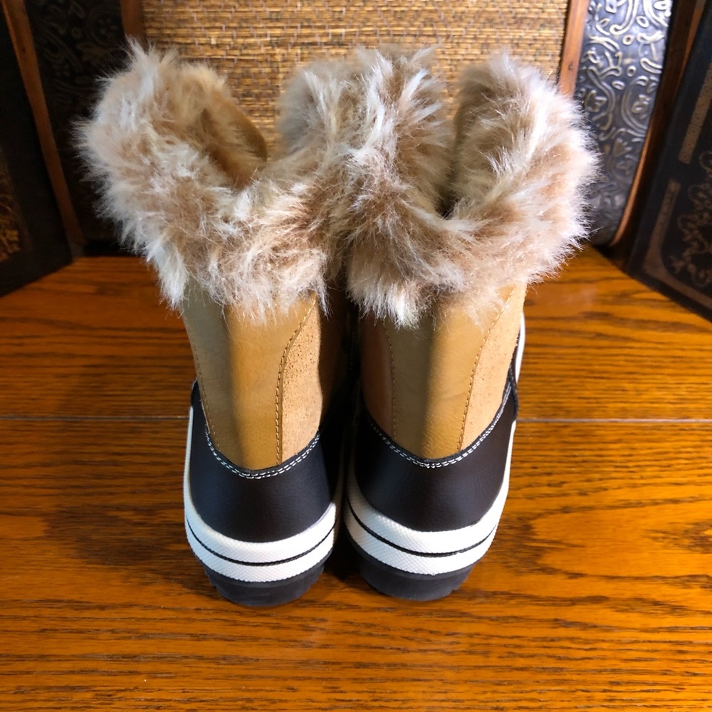 Universal Thread Ellysia Tan Boot - Picture 3 of 5